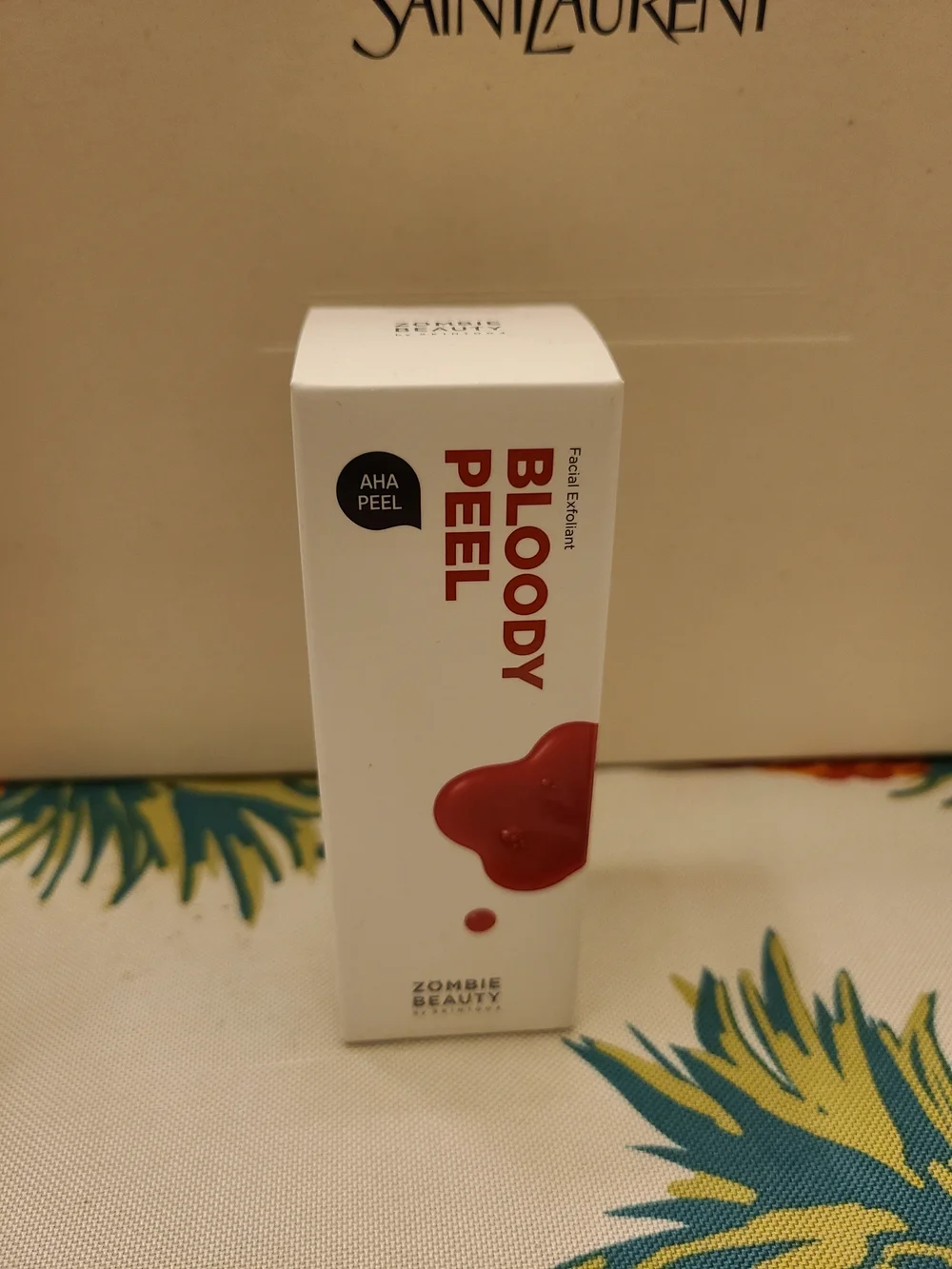 Zombie Pack Pore Tightening & Lifting Pack & Bloody Peel AHA Kbeauty